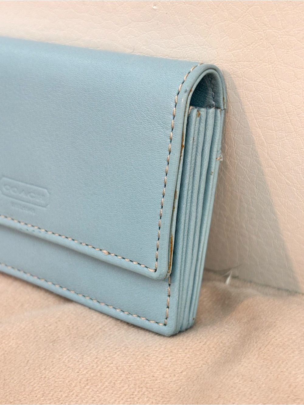 COACH Legacy Light Blue Compact Accordian Wallet NEW - Picture 4 of 14